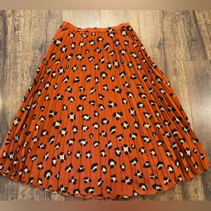 Tahari pleated midi skirt